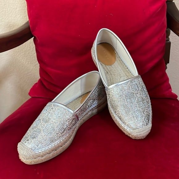 Brand new new GUCCI silver/ beige heritage Espadrilles - Picture 1 of 6